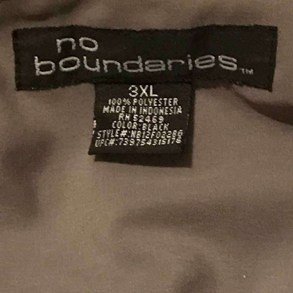 Shirt - Picture 3 of 3